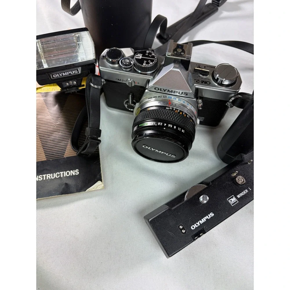 BUNDLE Olympus OM-2 35mm SLR Camera 3 Zuiko Lens 28mm 50mm 200mm Winder Flash